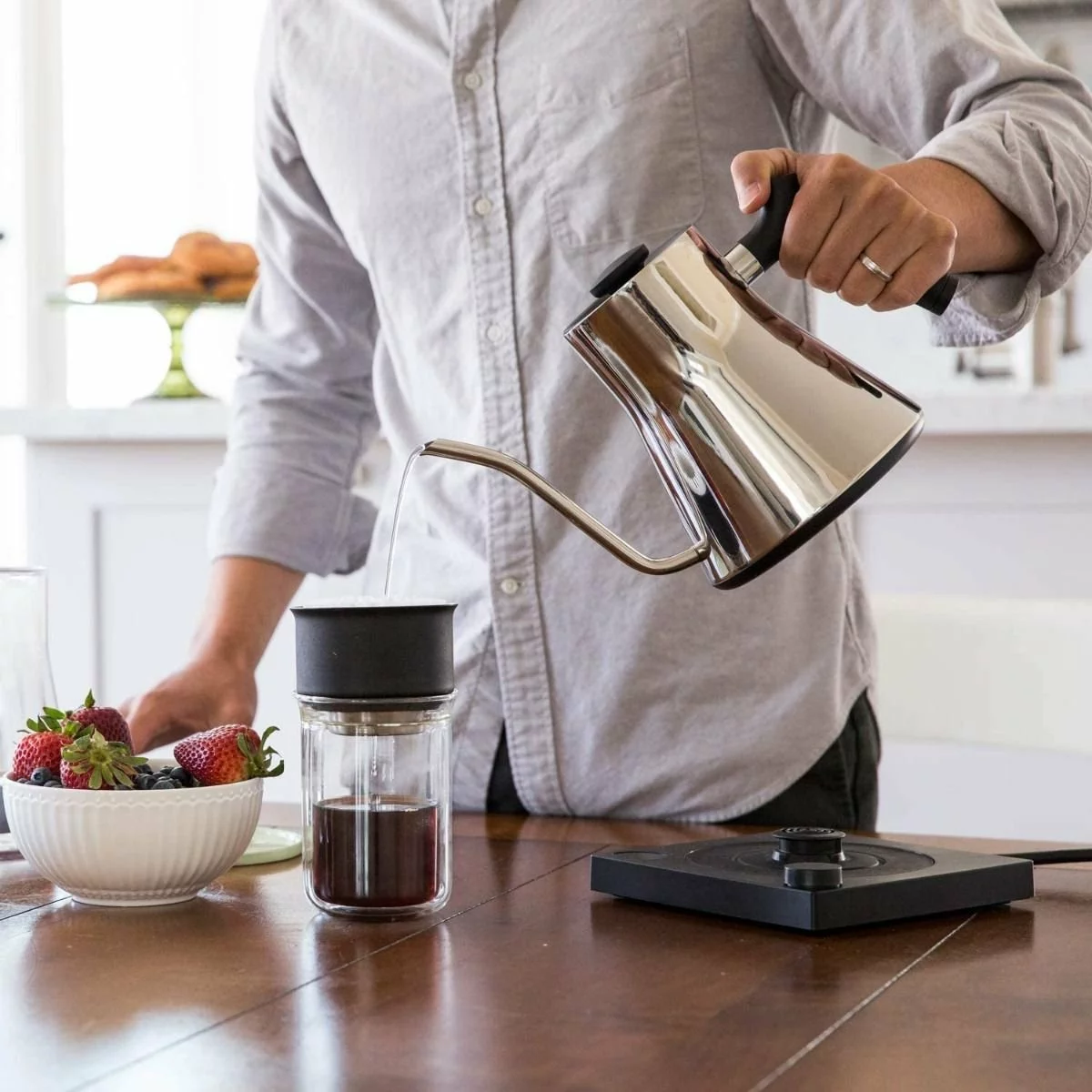 Fellow Stagg EKG Electric Pour Over Kettle | Polished Steel - Image 2